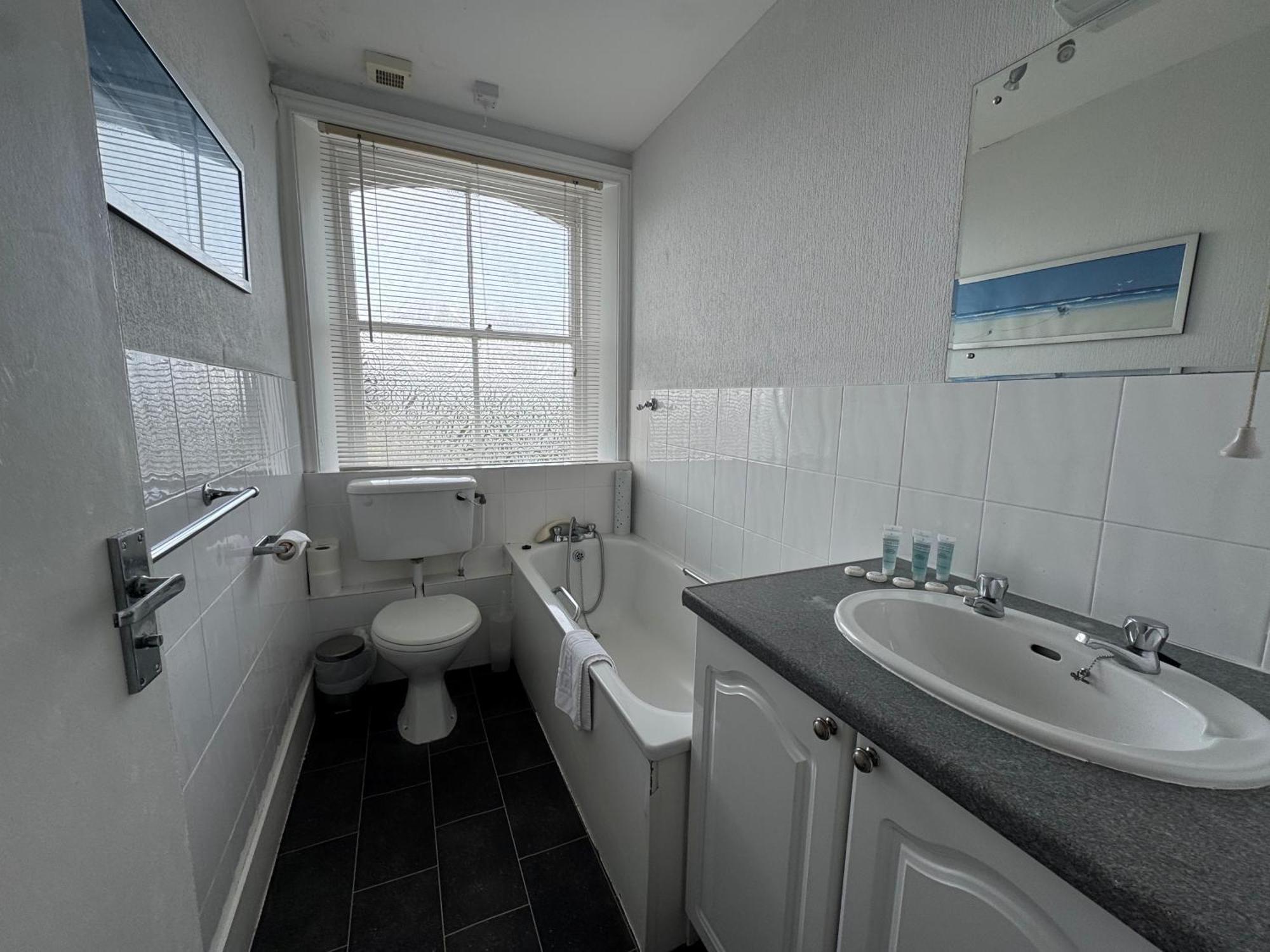 איסטבורן Devonshire House Holiday Flats מראה חיצוני תמונה